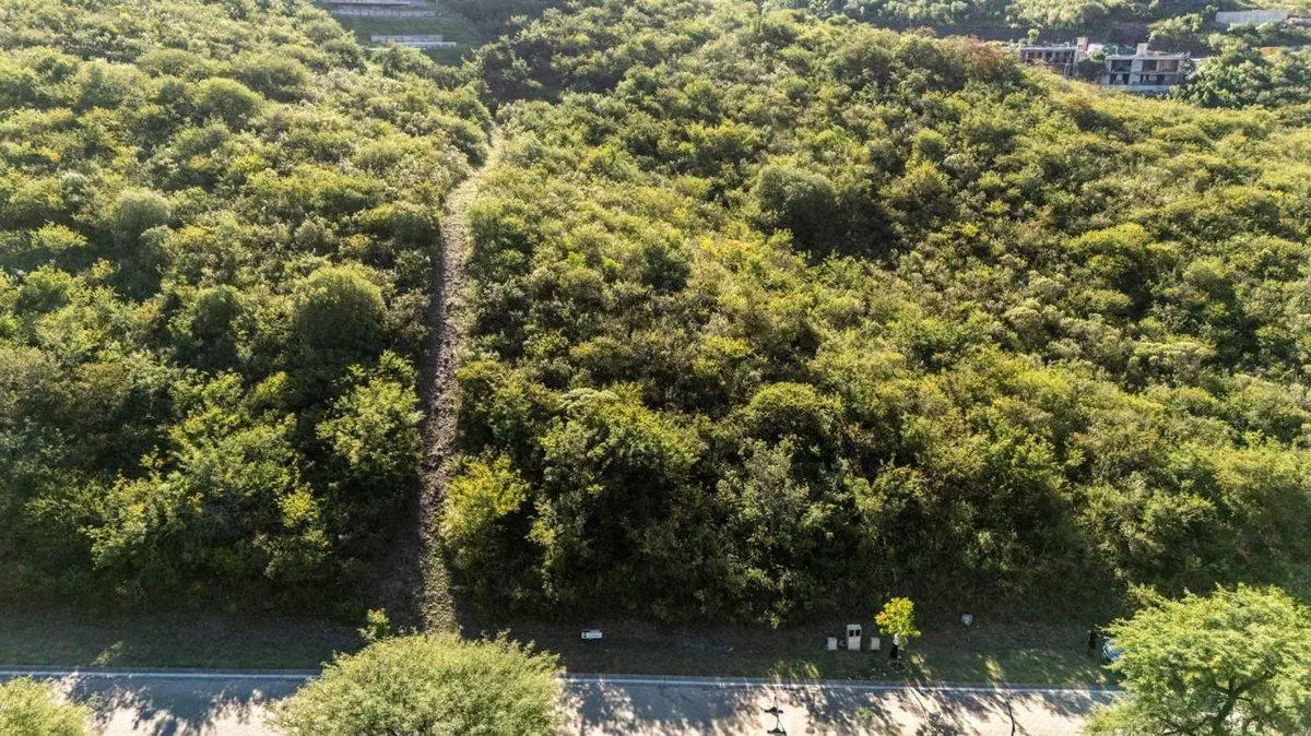 VENTA TERRENO 1139 M2 EN LA DESEADA  PERMUTA 4
