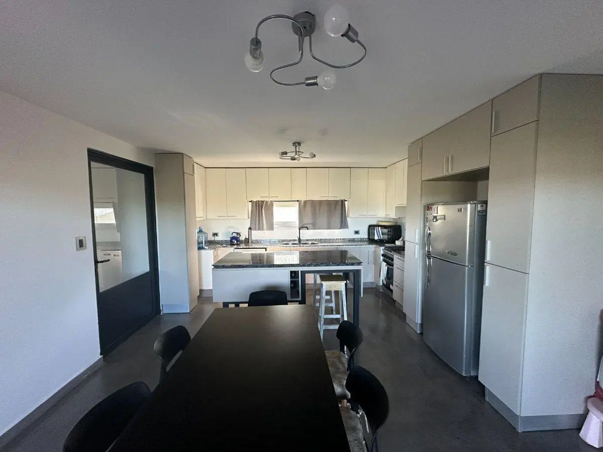 VENTA CASA VILLA DEL LAGO 3 DORM PILETA VISTA LAGO 4