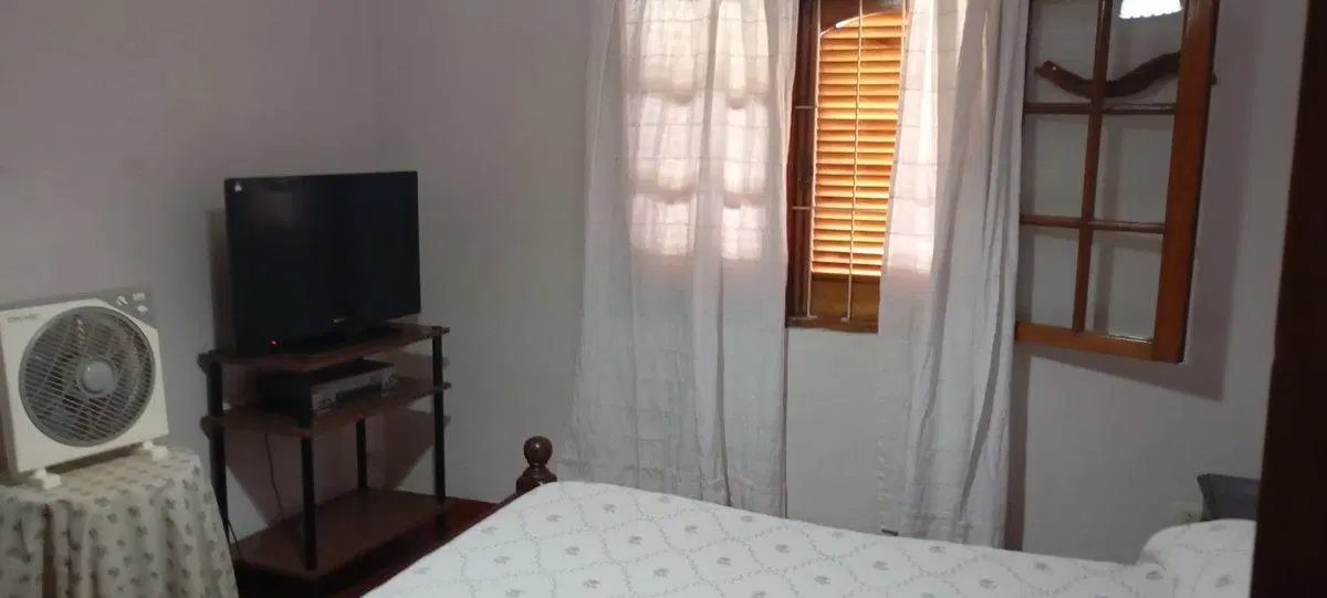 VENTA 2 CASAS  ARGUELLO  TERRENO  675 M2 8