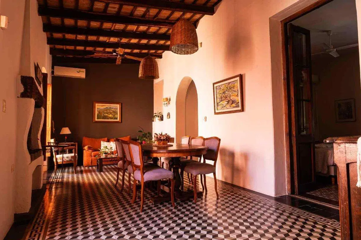 VENTA CASONA NOGAL HISTÓRICO CON BAJADA AL RIO 3
