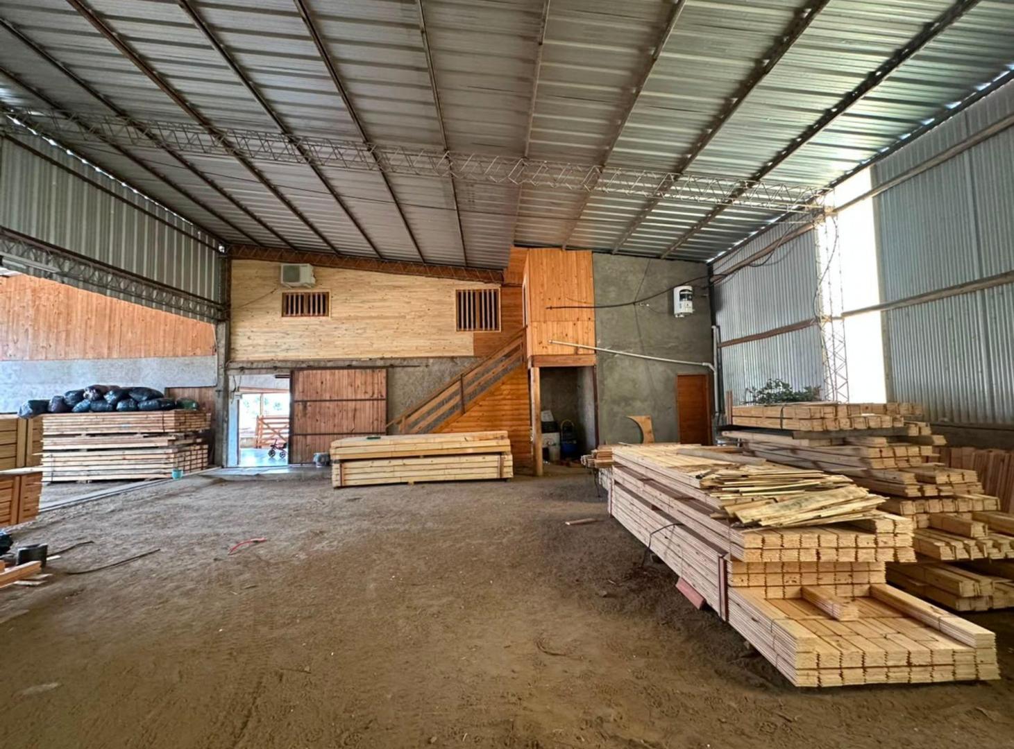 Foto de Venta Local+2 Galpones Viviendas en V. C. América, imagen 5