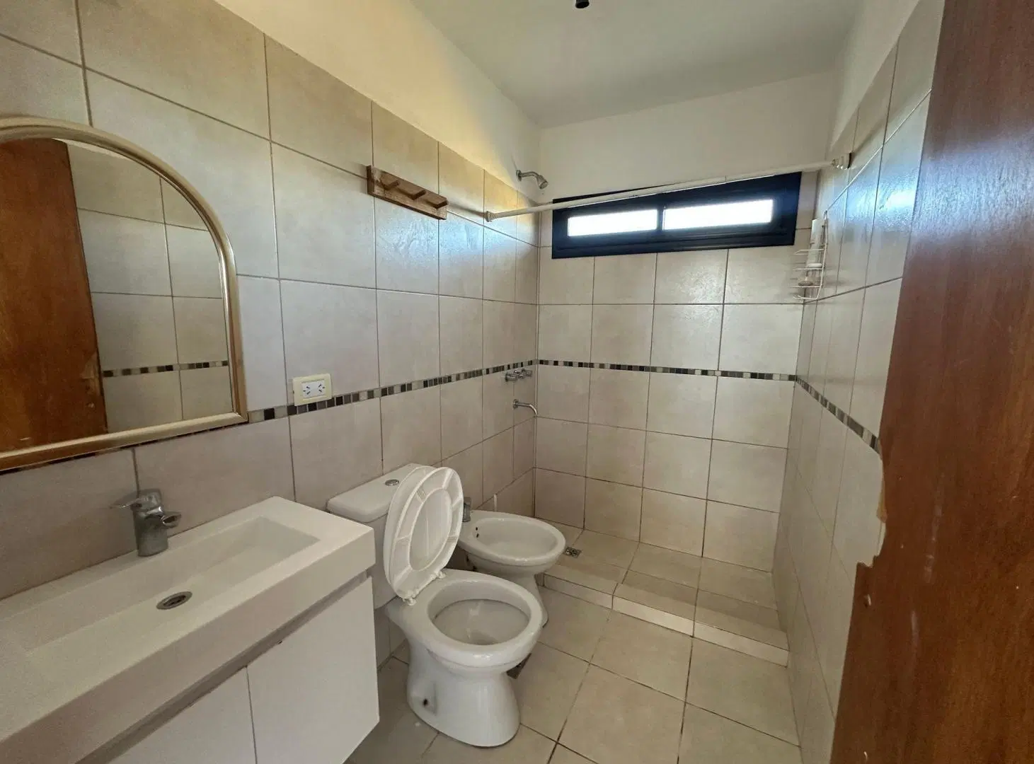 VENTA CASA ESTANCIA VIEJA 3 DORM 2 BAÑOS TERRAZA 8