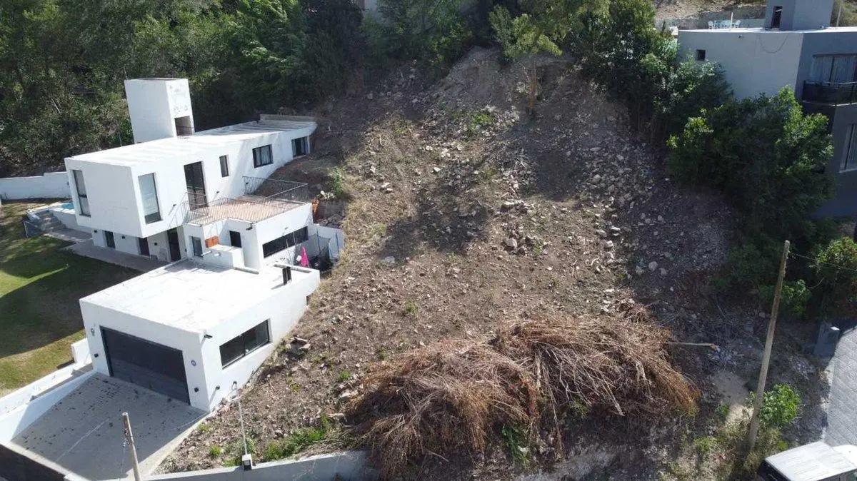VENTA TERRENO EN BARRIO LA CUESTA CARLOS PAZ 5