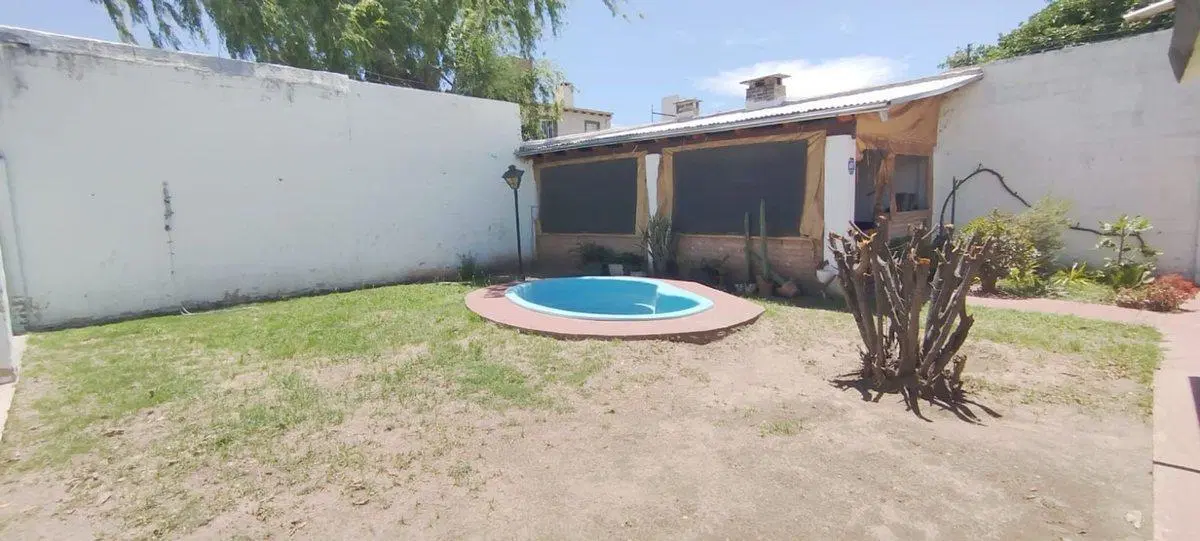 VENTA CASA MARQUEZ DE SOBREMONTE 3 DORMITORIOS 2