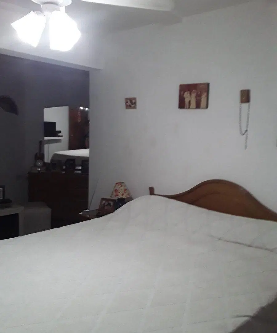 VENTA DE DOS CASAS CON PILETA VILLA DEL LAGO 4