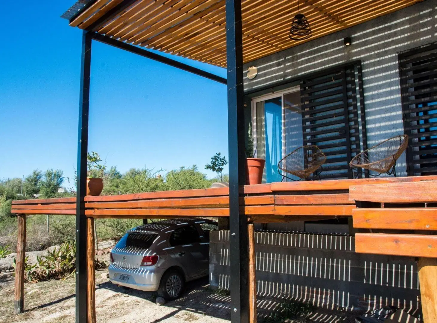 CASA MODERNA SIQUIMAN.PILETA.VISTA A LAS SIERRAS 5