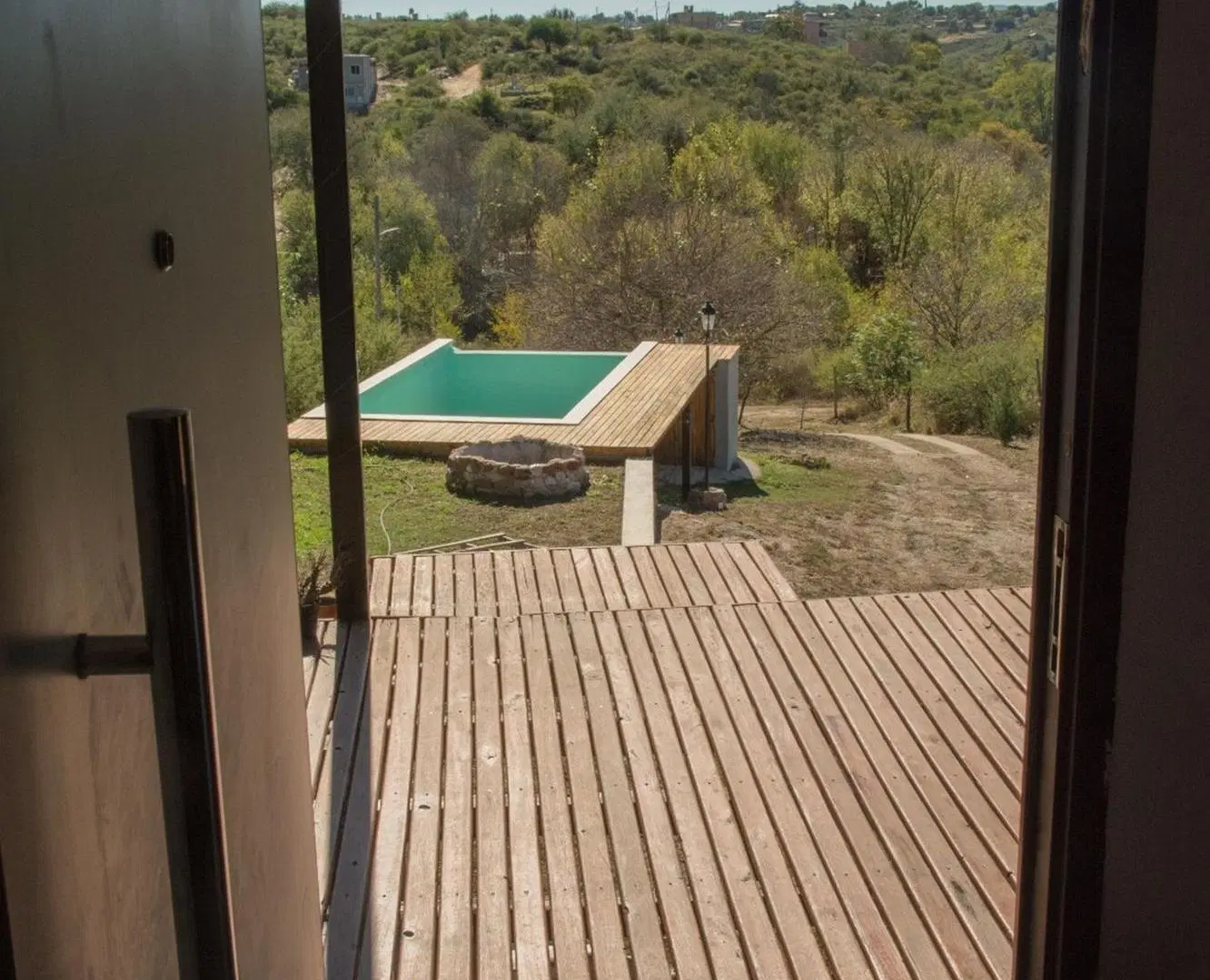 CASA MODERNA SIQUIMAN.PILETA.VISTA A LAS SIERRAS 2
