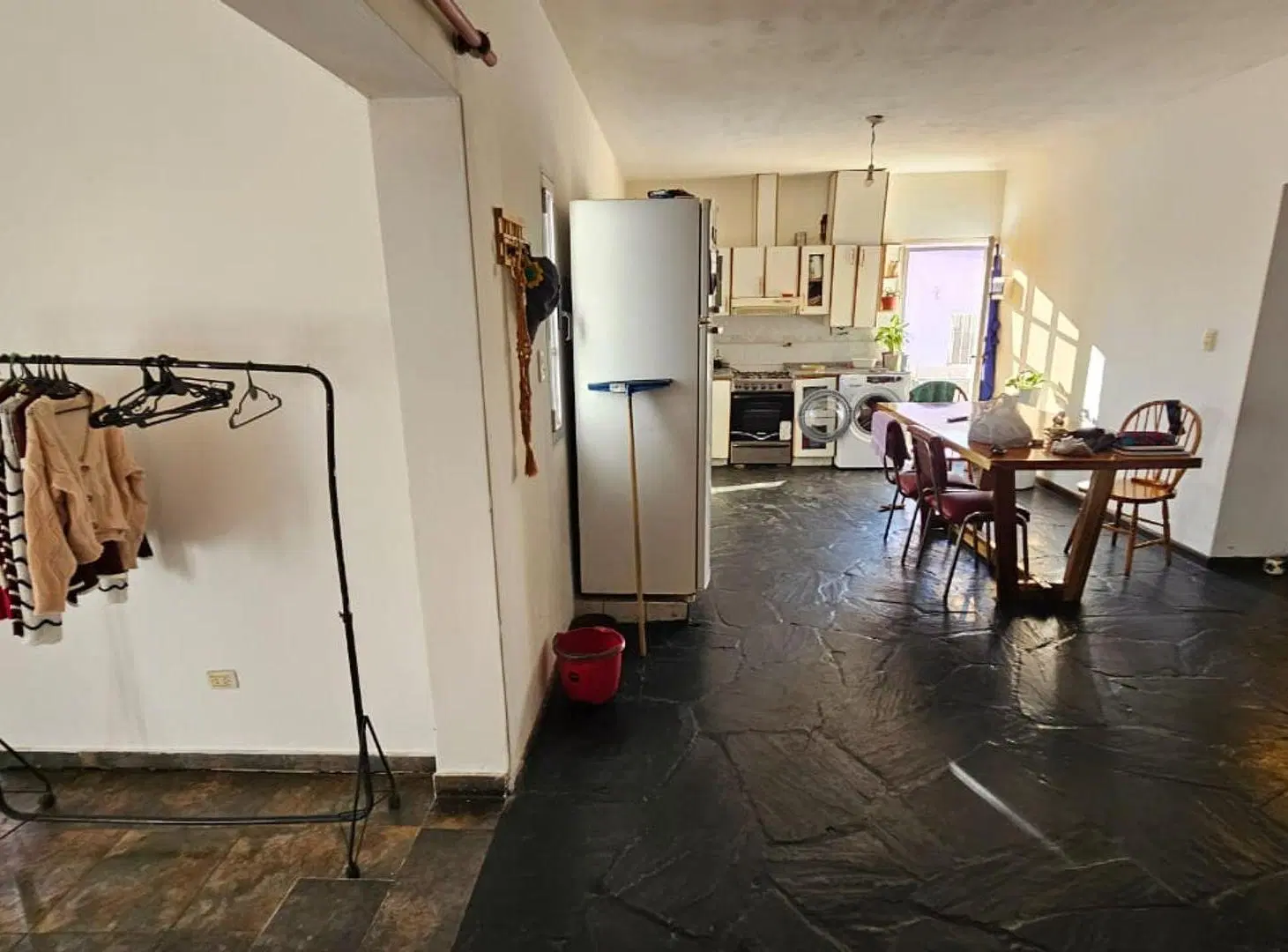VENTA CASA MAS DEPARTAMENTO EN TANTI IDEAL RENTA 2