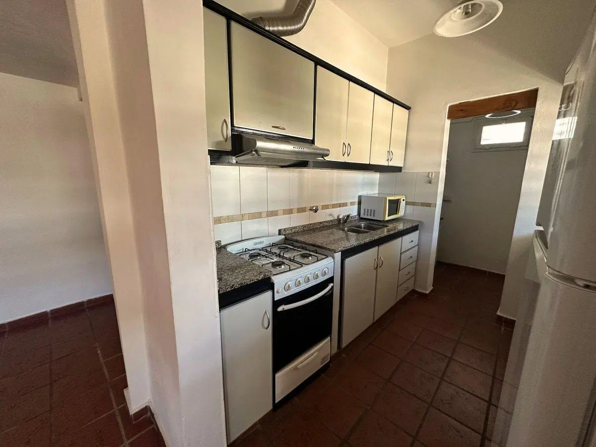 VENTA CASA MINA CLAVERO 2 DORM CERCA DE RUTA Y RIO 5