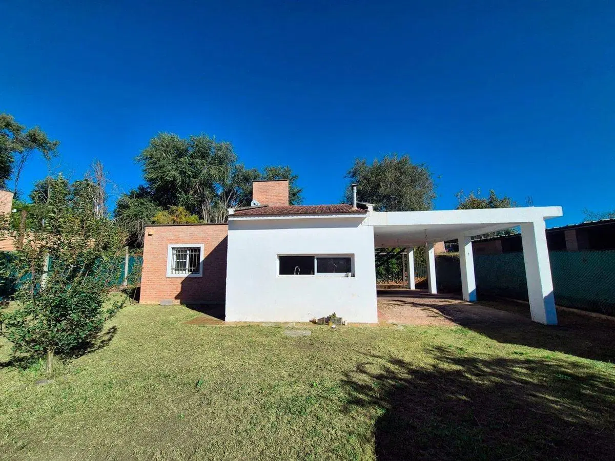 excelente oportunidad casa 3 dormitorios unquillo 2