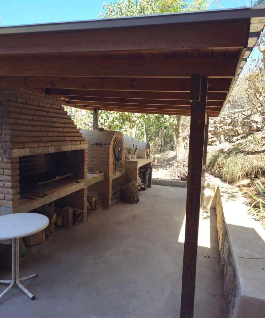 VENTA CASA 3 DORM QCHO BARRIO ÑU PORA RIO CEBALLOS 2