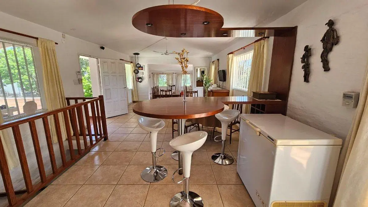 VENTA CASA CATEGORIA VISTA AL LAGO BIALET MASSE 8