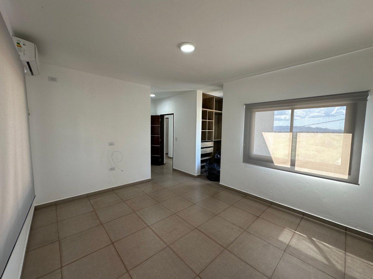 Foto de CASA A ESTRENAR 3 DORM PILETA Y VISTA SAN ANTONIO, imagen 2