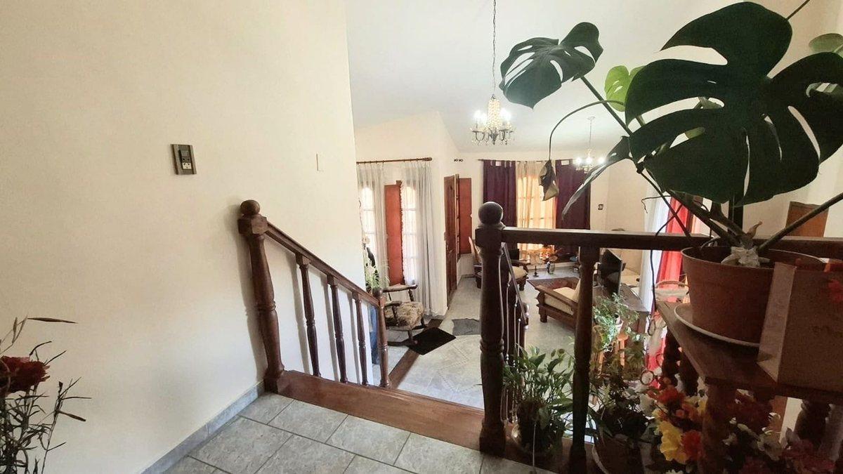 Foto de VENTA CASA 3 DORMIS MÁS 2 DEPARTAMENTOS CARLOS PAZ, imagen 5