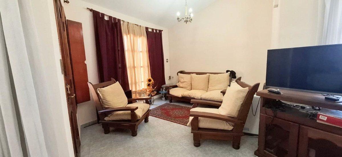 Foto de VENTA CASA 3 DORMIS MÁS 2 DEPARTAMENTOS CARLOS PAZ, imagen 2