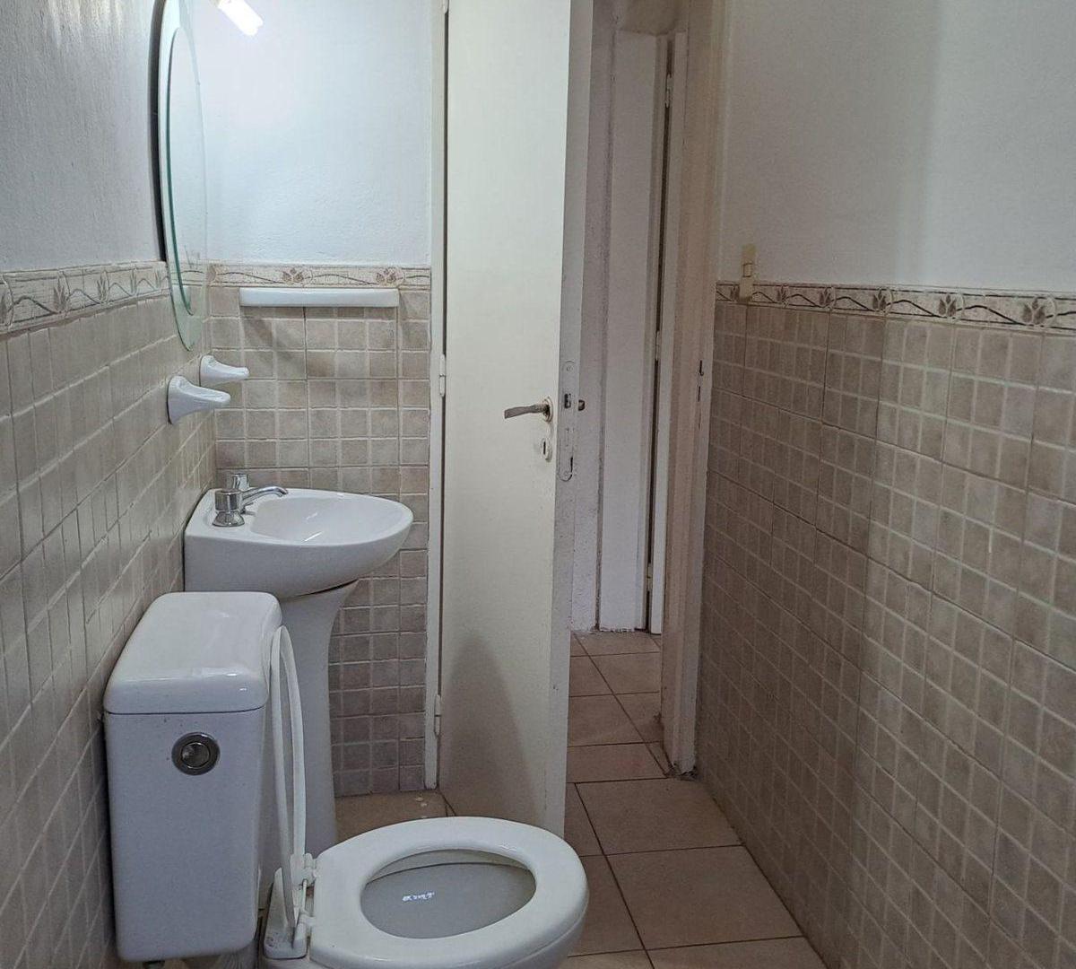 Foto de ALQUILER ANUAL CASA 2 DORM VILLA CARLOS PAZ, imagen 3