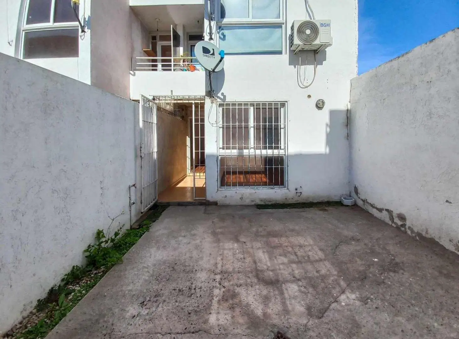 VENTA DEPARTAMENTO 1 DORMITORIO CON PATIO GRAL PAZ 4