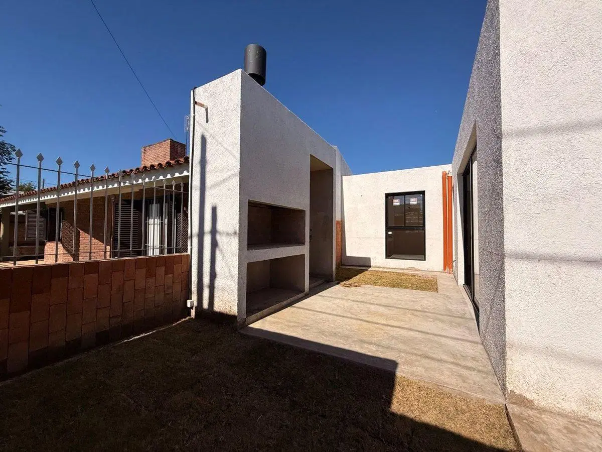VENTA CASA ESTRENAR 2 DORM HOUSING VILLA ALLENDE 3