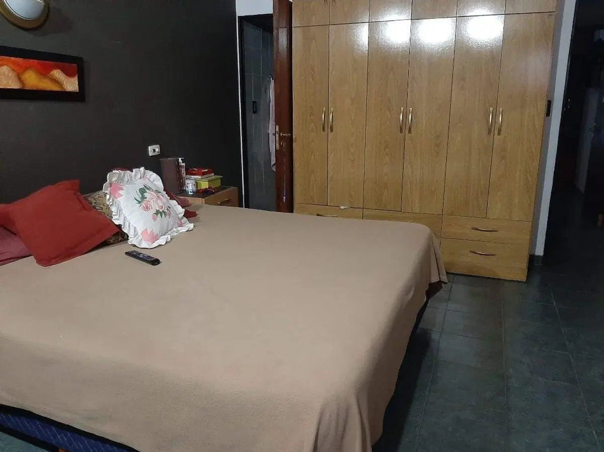 CASA 3 DORM ARGUELLO EXCELENTE ESTADO 8
