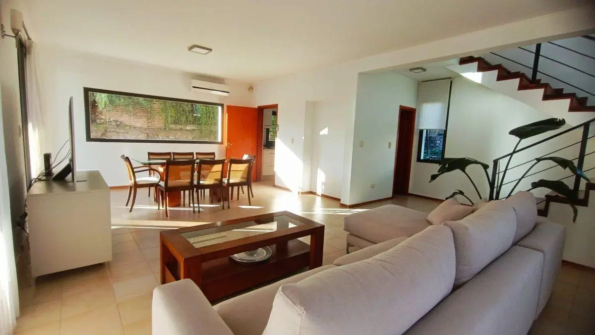 VENTA CASA 2 DORM PILETA VILLA ALLENDE GOLF 4