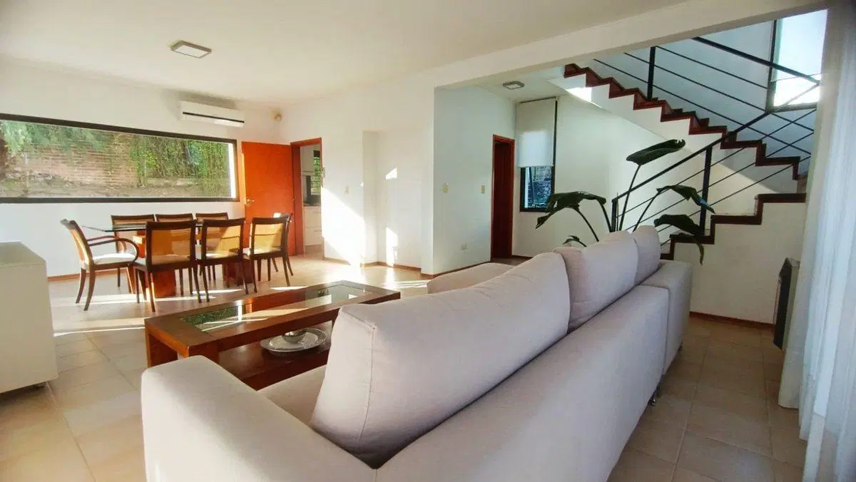 VENTA CASA 2 DORM PILETA VILLA ALLENDE GOLF 3