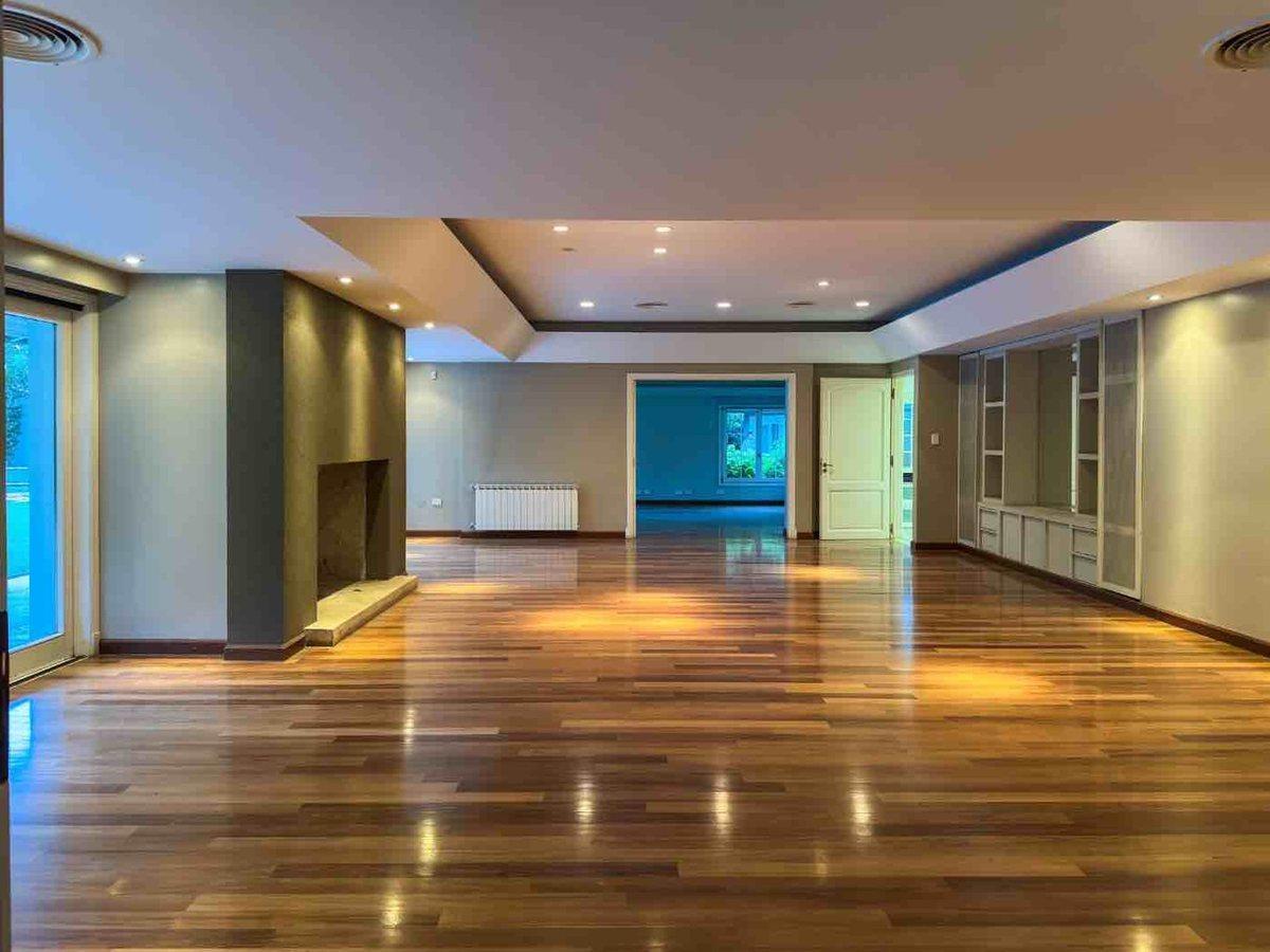 Foto de VENTA EXCLUSIVA CASA VILLA ALLENDE GOLF 5 DORM, imagen 2