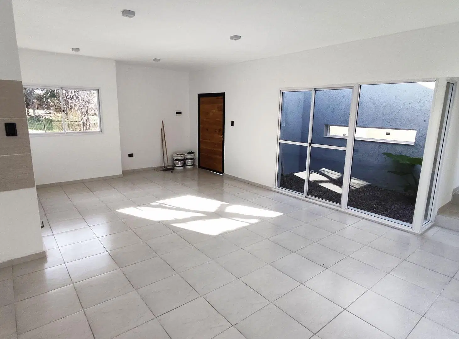 VENTA CASA 2 DORM A ESTRENAR TANTI ESCRITURA 5