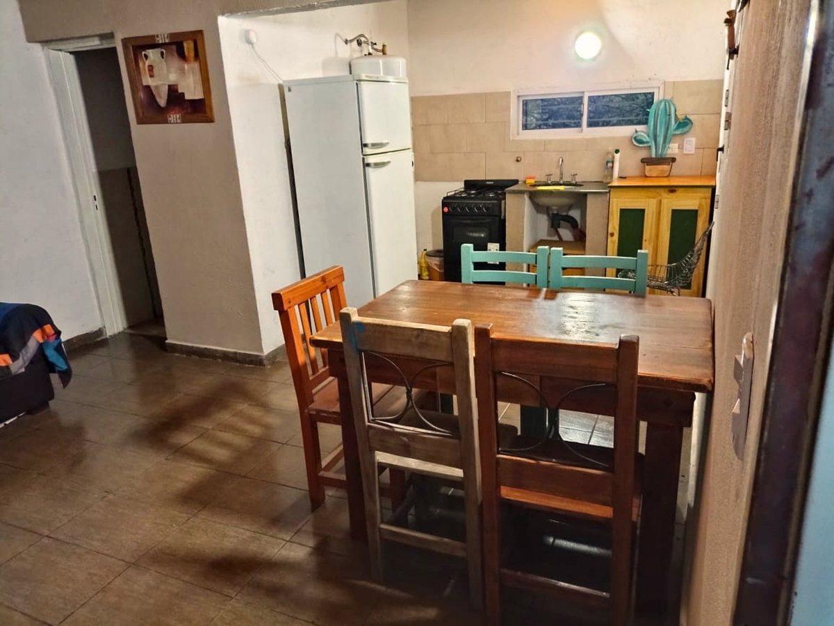 Foto de VENTA 2 DUPLEX 4 DORM OPORTUNIDAD RENTA QUIMBALETE, imagen 4