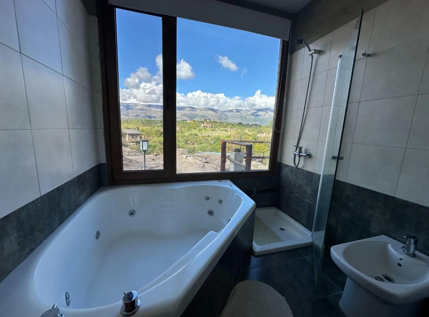 COMPLEJO EN VENTA 4 UNIDADES CON JACUZZI+DPTO NONO 1
