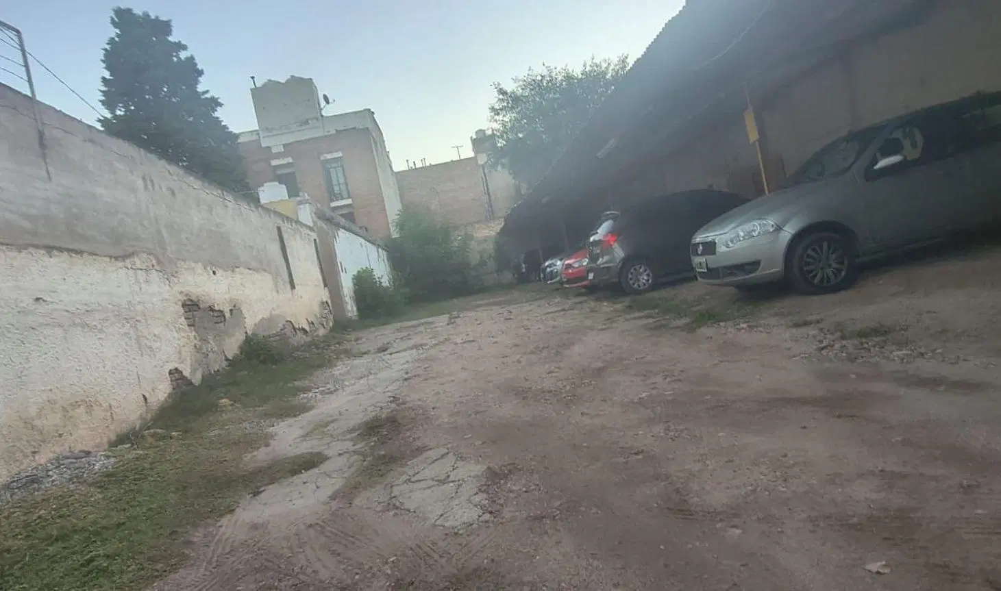 VENTA LOTE 300 M2 BARRIO JUNIORS A METROS GRAL PAZ 3