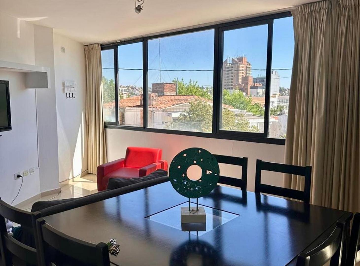 Foto de VENTA DEPTO CENTRO CARLOS PAZ 2 DORM COCHERA, imagen 3