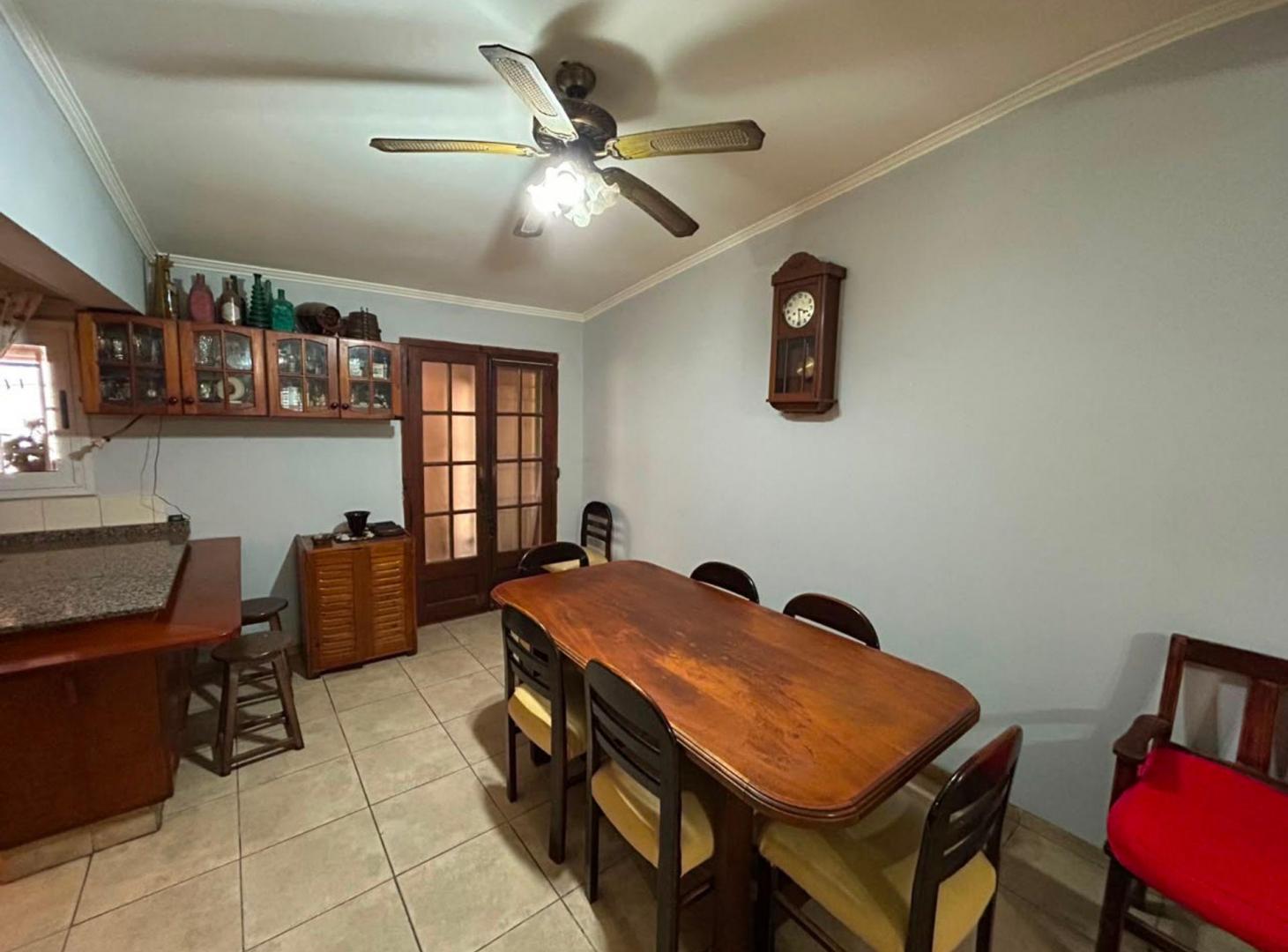 Foto de VENTA CASA 3 DORM y DPTO INDEPENDIENTE ,NVA ITALIA, imagen 1
