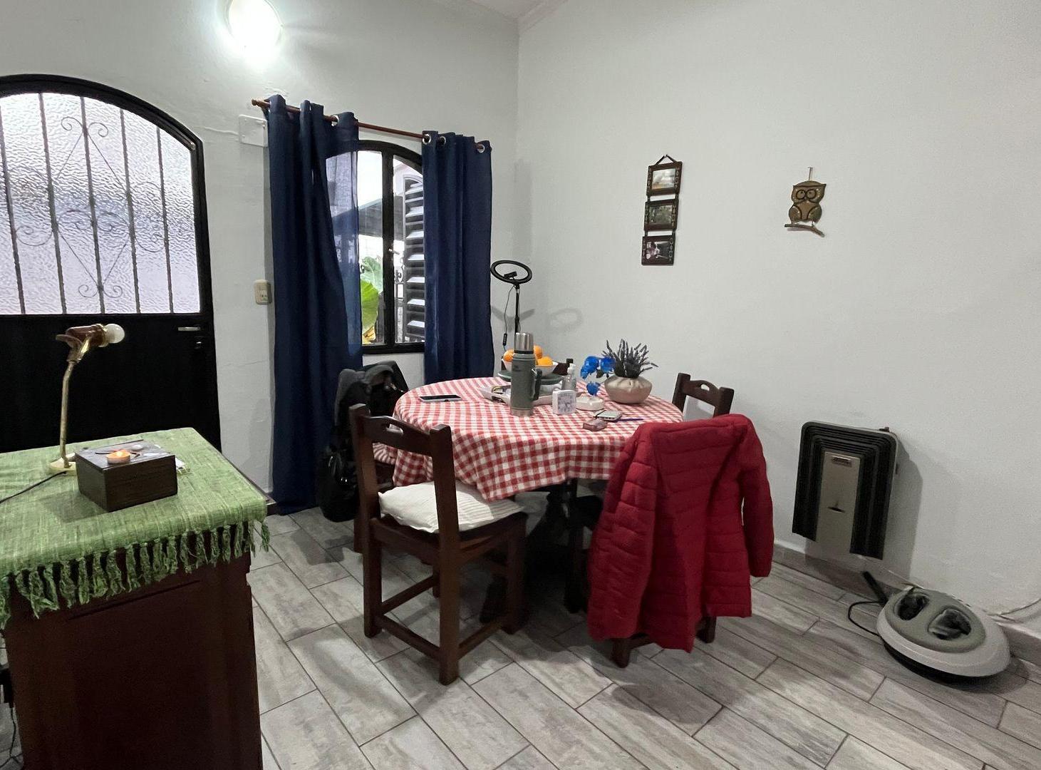 Foto de VENTA PH 2 DORMITORIOS COCHERA PATIO CARLOS PAZ, imagen 2