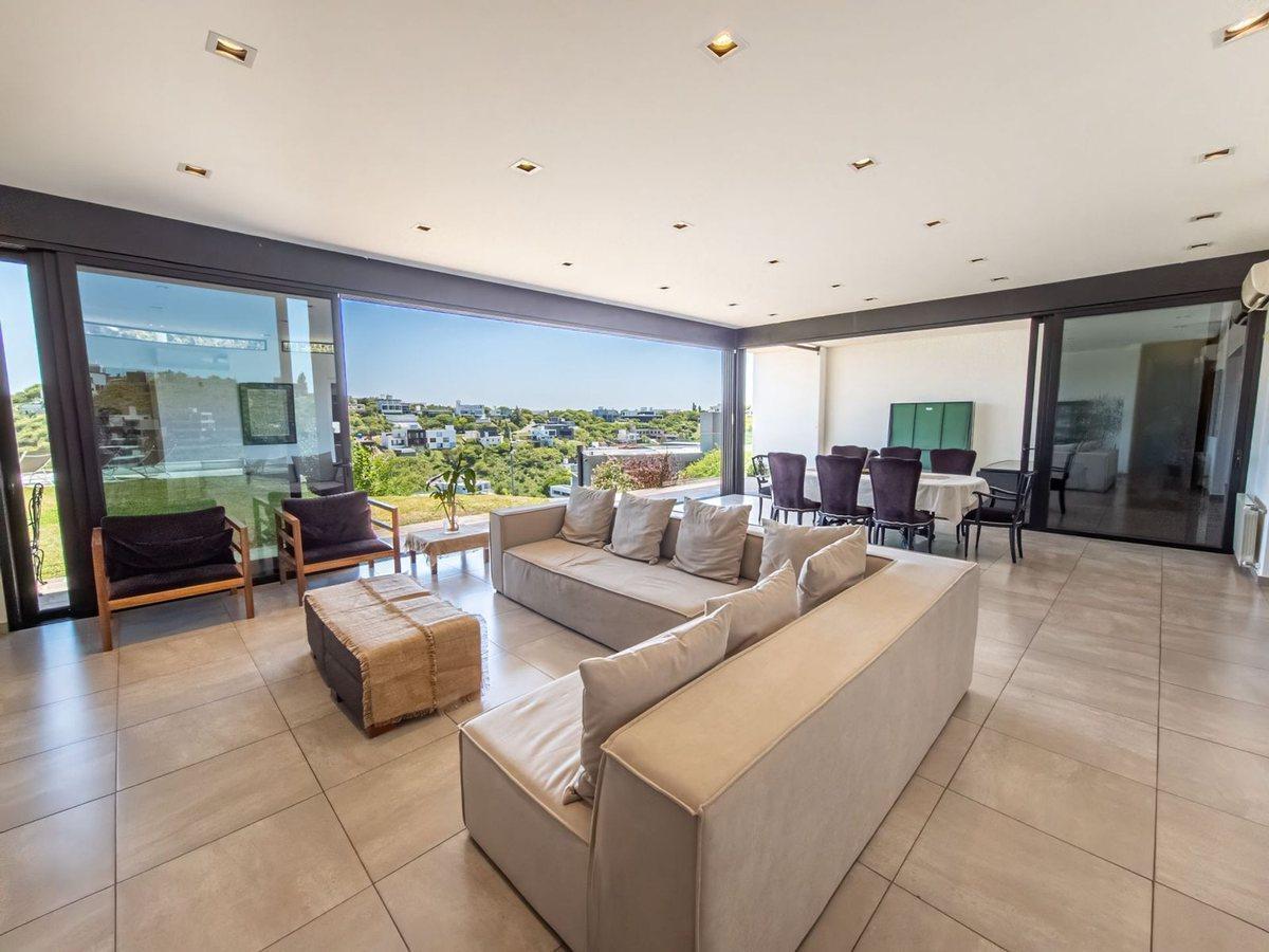 Foto de Venta La Cuesta casa 4 dormí con pileta, imagen 2