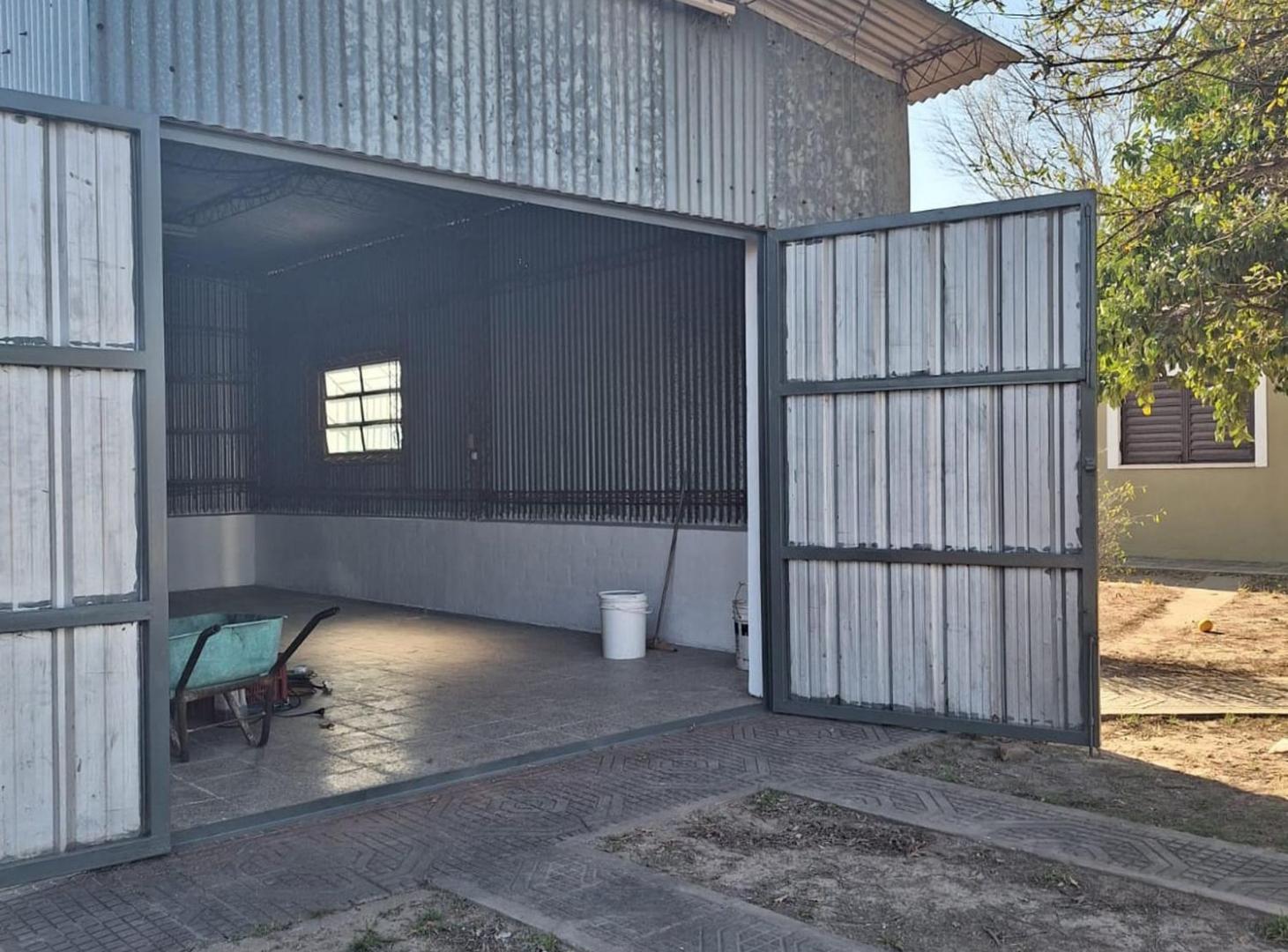 Foto de VENTA CASA CAMPO 4 HA + GALPON MALVINAS ARGENTINAS, imagen 2