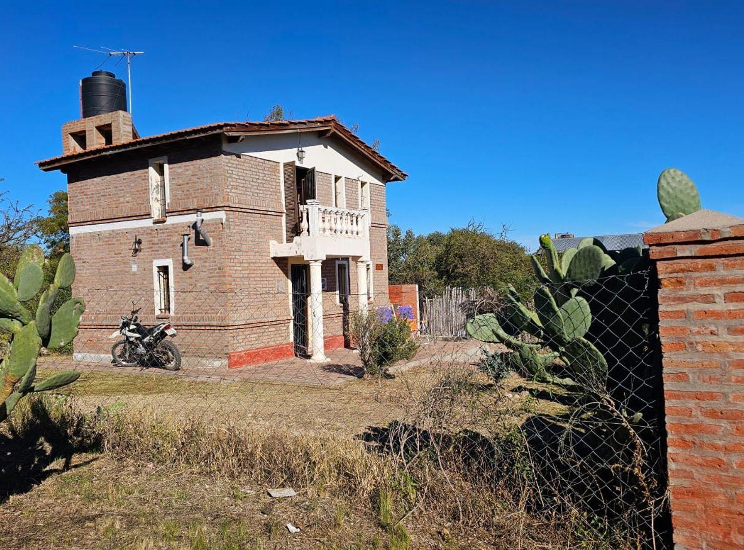 Foto de VENTA DE CASA EN CAPILLA DEL MONTE CON ESPACIO MUL, imagen 1