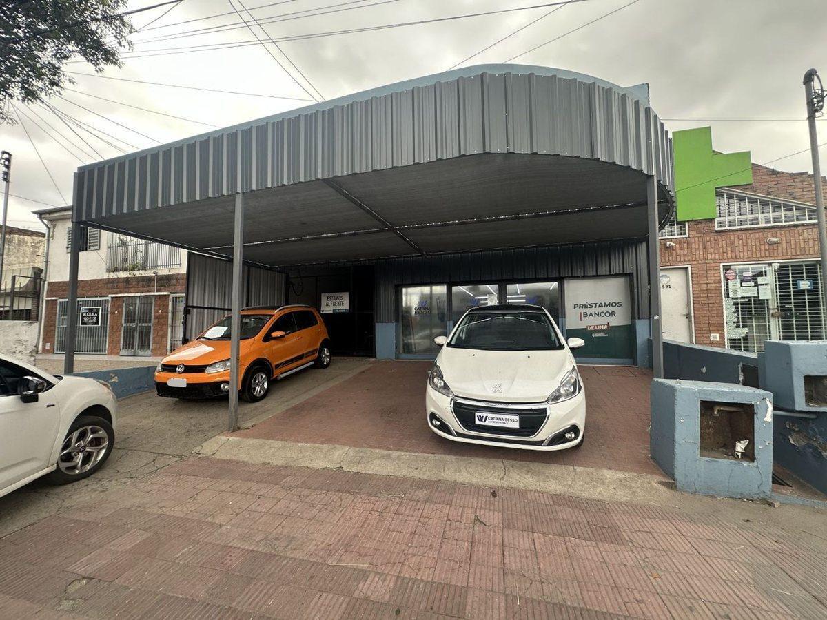 Foto de VENTA GALPON LOCAL COMERCIAL RENTABLE FUERZA AEREA, imagen 1