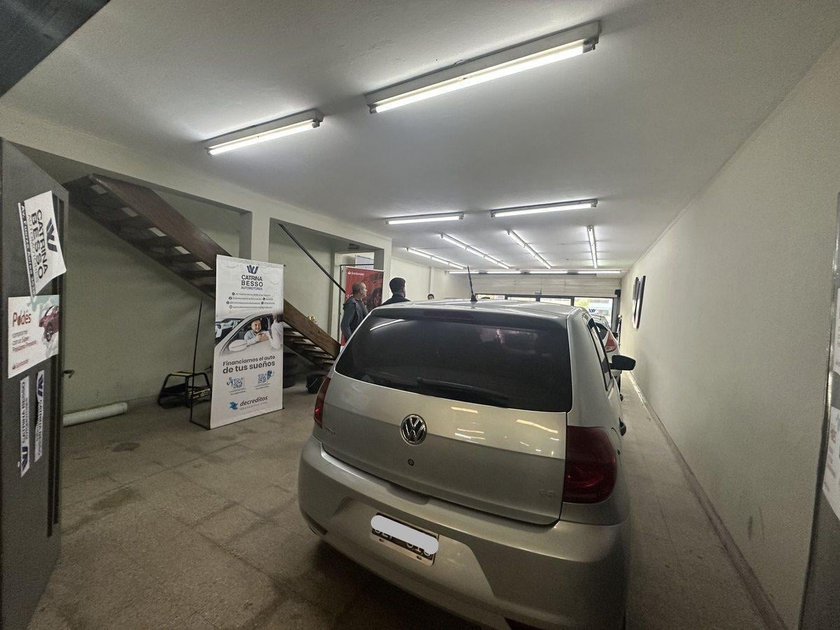 Foto de VENTA GALPON LOCAL COMERCIAL RENTABLE FUERZA AEREA, imagen 3