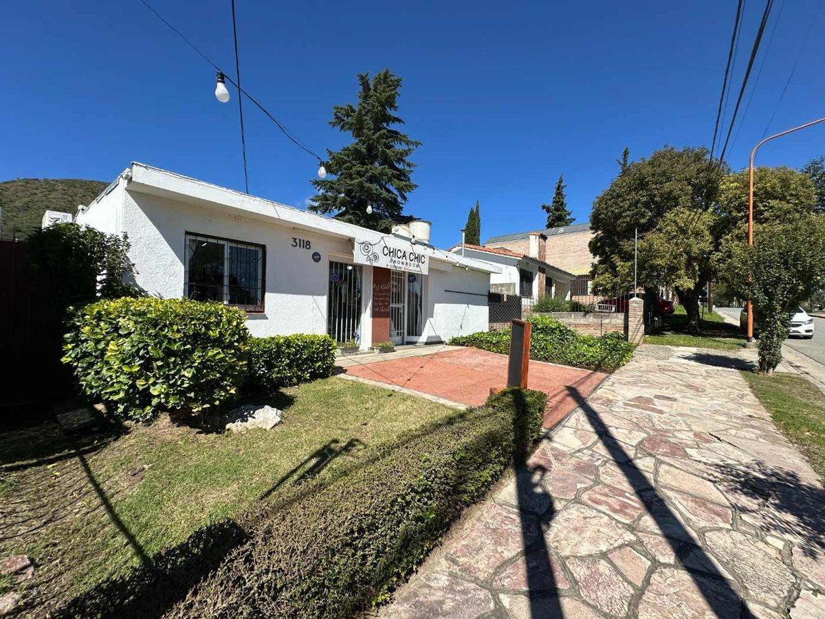 Foto de VENTA LOCAL COMERCIAL Y CASA 2 DORM SOBRE CARCANO, imagen 4