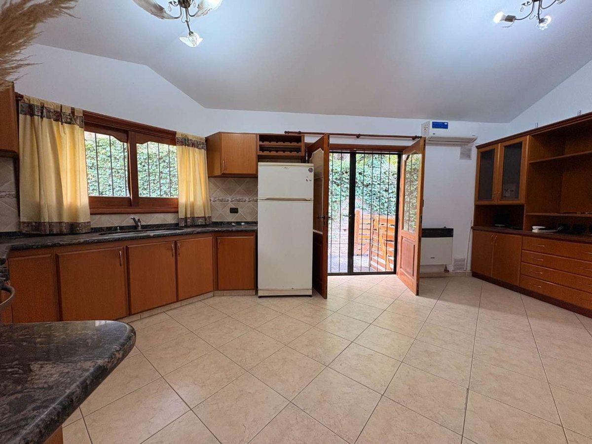 Foto de CASA 3 DORM CON PILETA C/GAS VILLA CARLOS PAZ, imagen 5