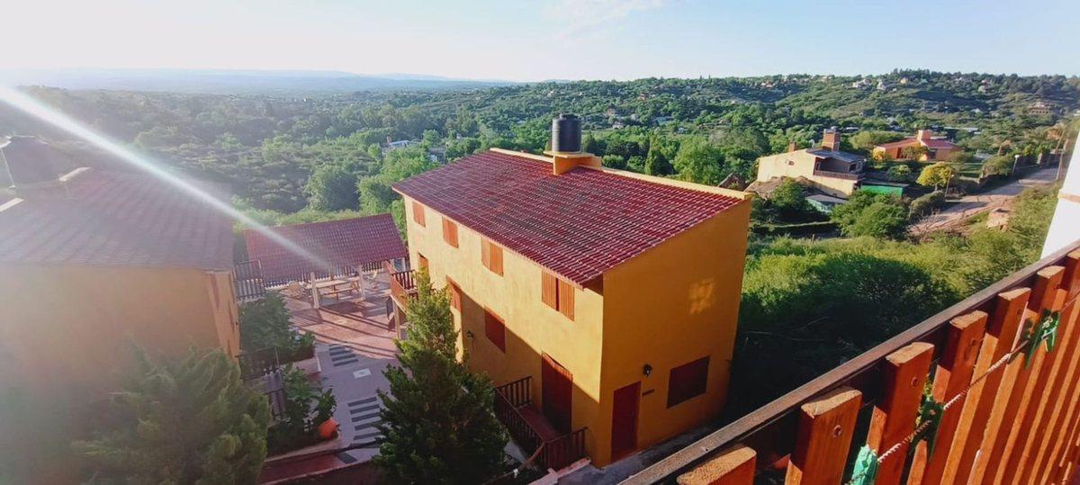 Foto de VENTA DOS CASAS Y CUATRO DUPLEX SIQUIMAN, imagen 2