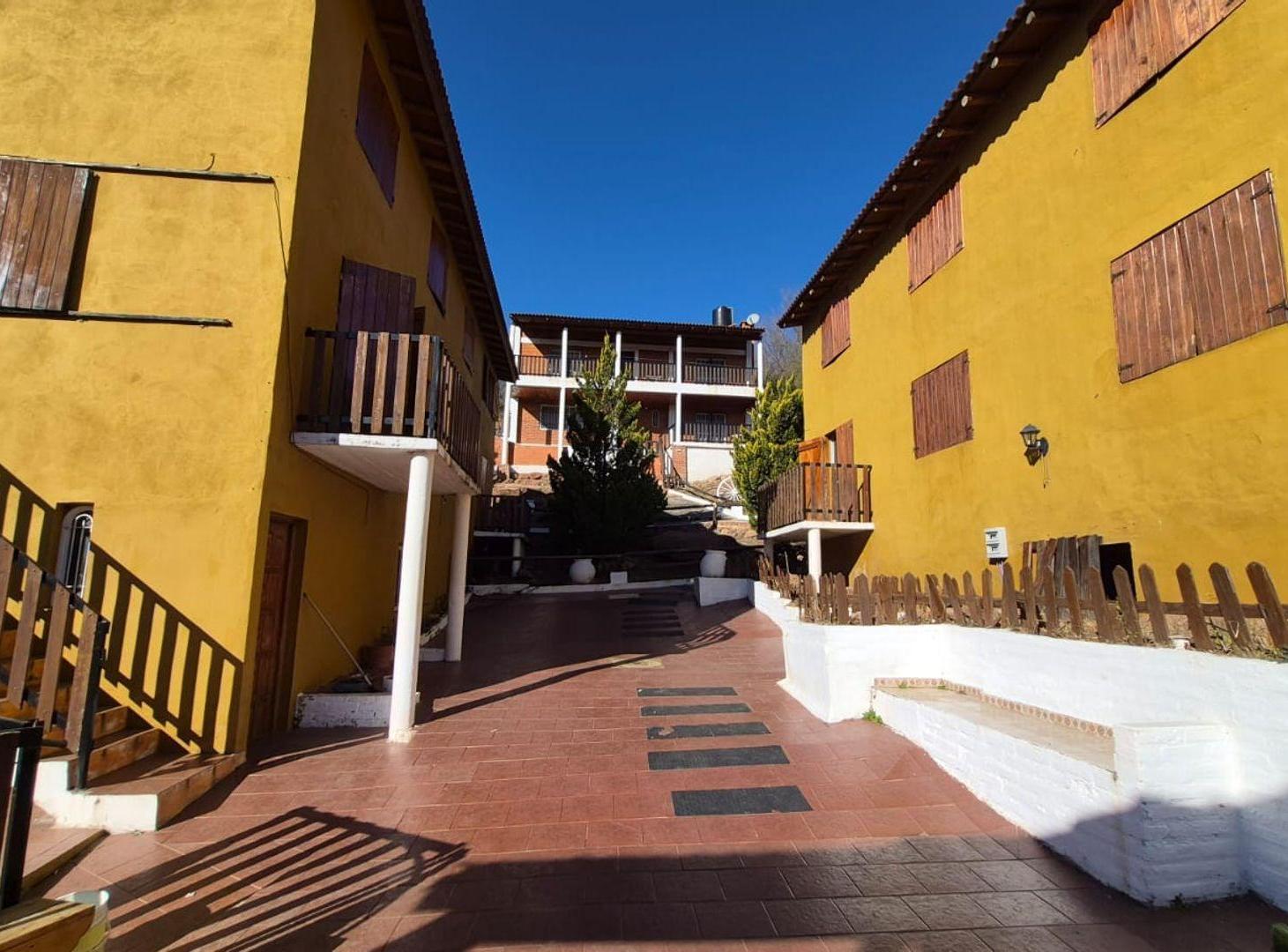 Foto de VENTA DOS CASAS Y CUATRO DUPLEX SIQUIMAN, imagen 3