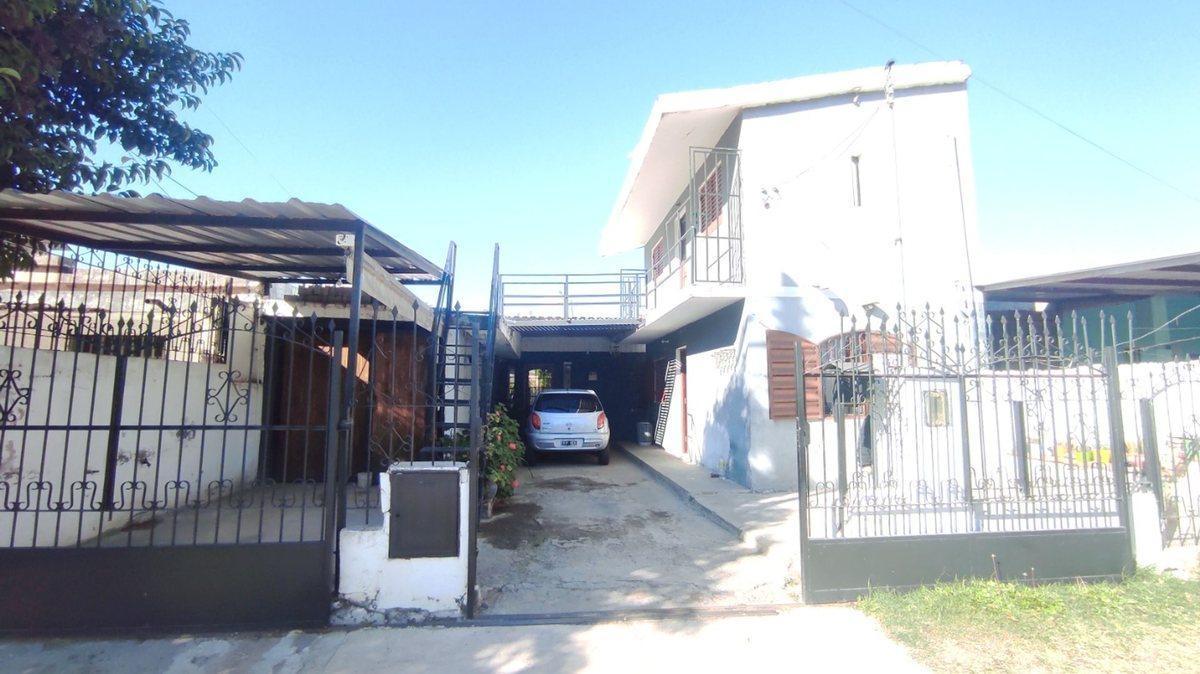 Foto de VENTA DE CASA 3 DORMITORIO MAS 2 DPTOS DE UN DORM, imagen 1