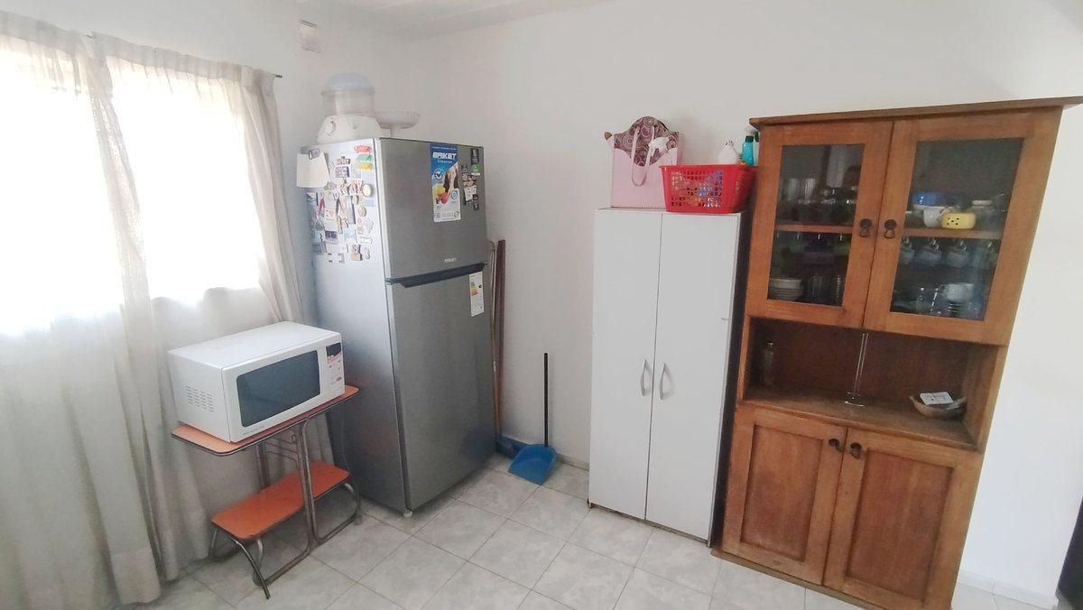 Foto de VENTA DEPARTAMENTO 2 DORMITORIOS BARRIO MARQUEZ, imagen 3