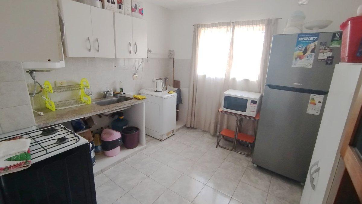 Foto de VENTA DEPARTAMENTO 2 DORMITORIOS BARRIO MARQUEZ, imagen 2