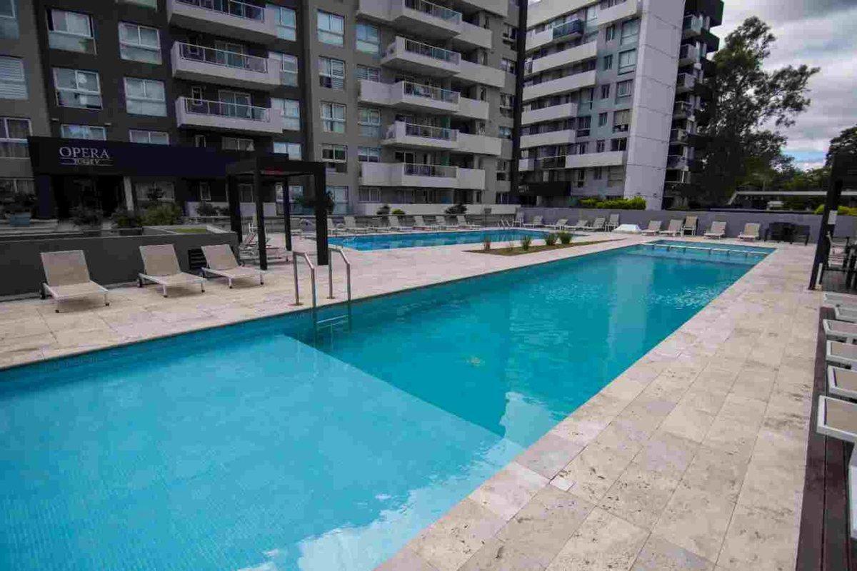 Foto de VENTA COMODO DEPTO 1 DORM OPERA LUXURY, imagen 2
