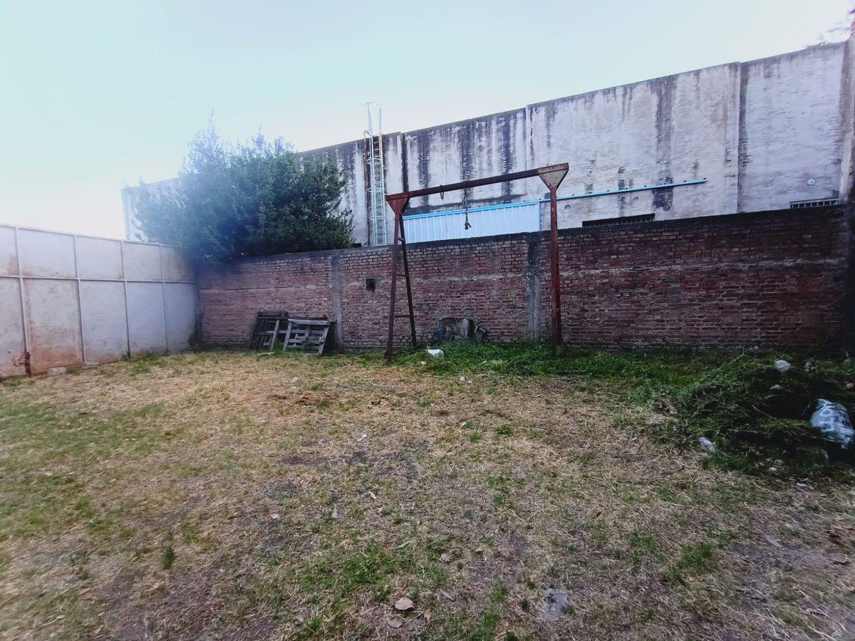 Foto de VENTA DE GALPON Y CASA SOBRE JUAN B. JUSTO, imagen 5