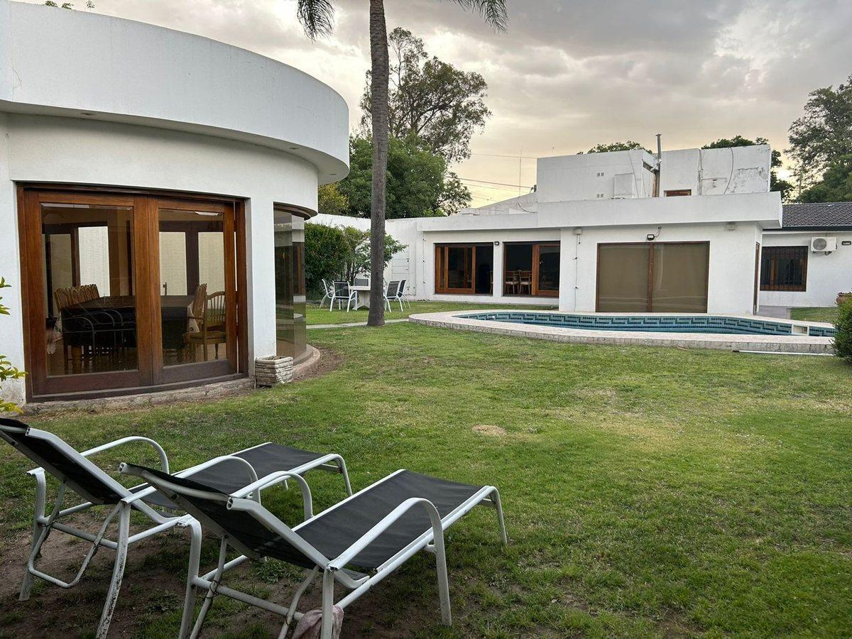 Foto de Venta Casa Alto Verde 4 Dorm 5 Baños Quincho Gym, imagen 1