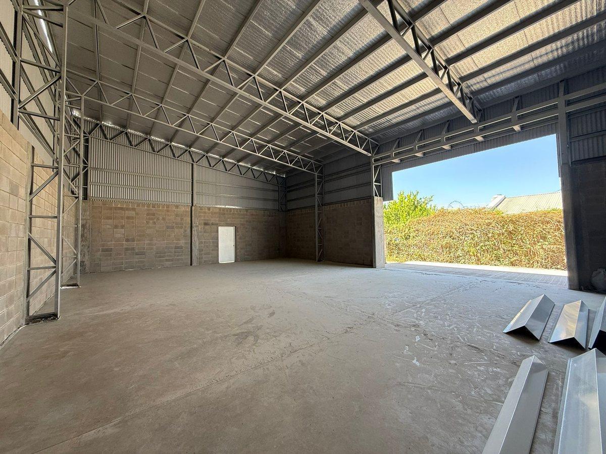 Foto de VENTA DE GALPON A ESTRENAR EN VILLA ALLENDE, imagen 3