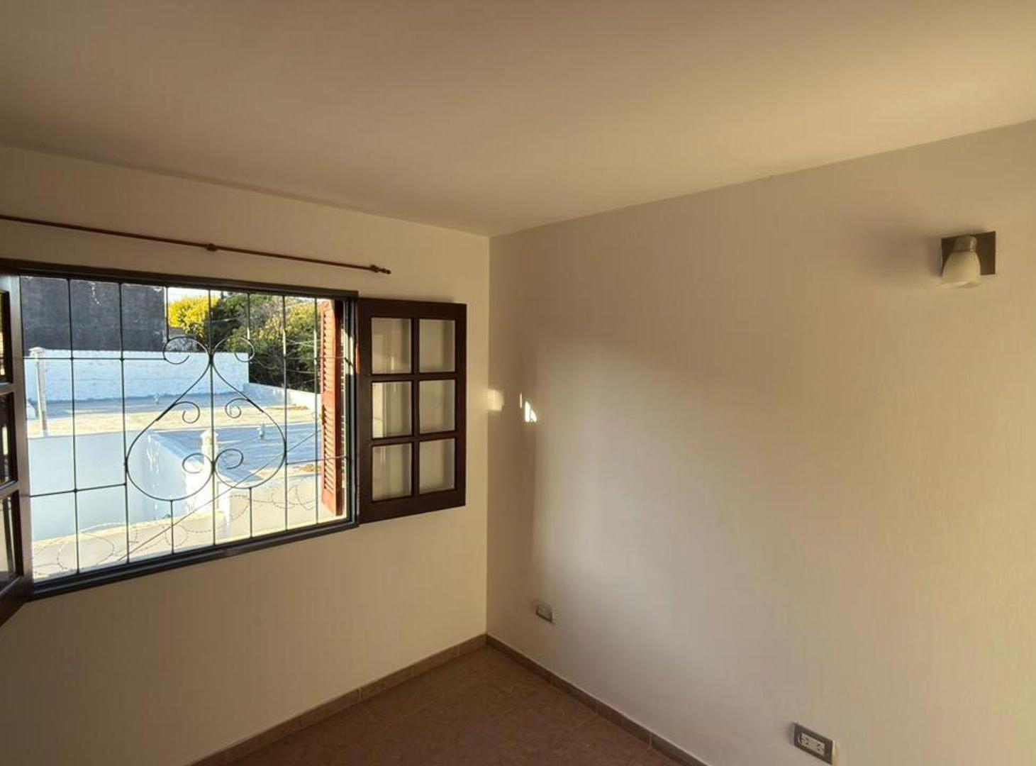 Foto de VENTA CASA 4 DORMITORIOS ALTA CORDOBA, imagen 1